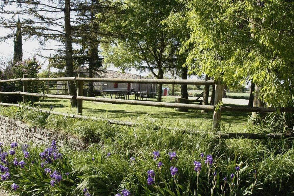 Masia Cal Millas - Turisme Rural Castellfullit de Riubregos Экстерьер фото