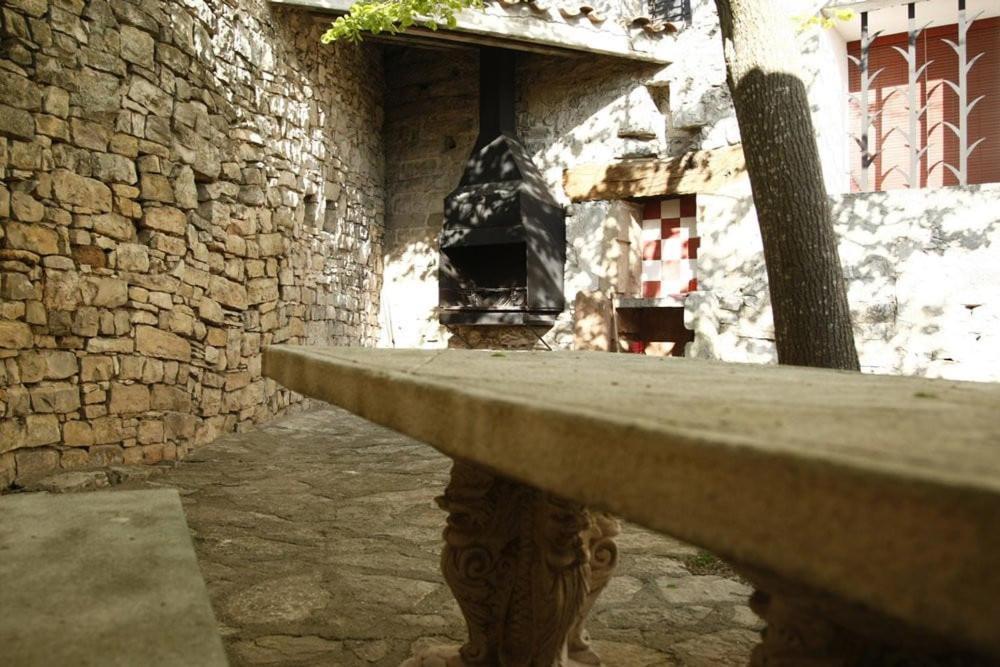 Masia Cal Millas - Turisme Rural Castellfullit de Riubregos Экстерьер фото